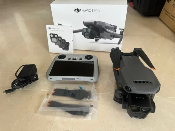 DJI Mavic 3 Pro