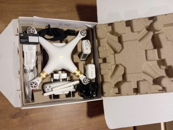 DJI Phantom-3 4K (6062) - Imagen 8