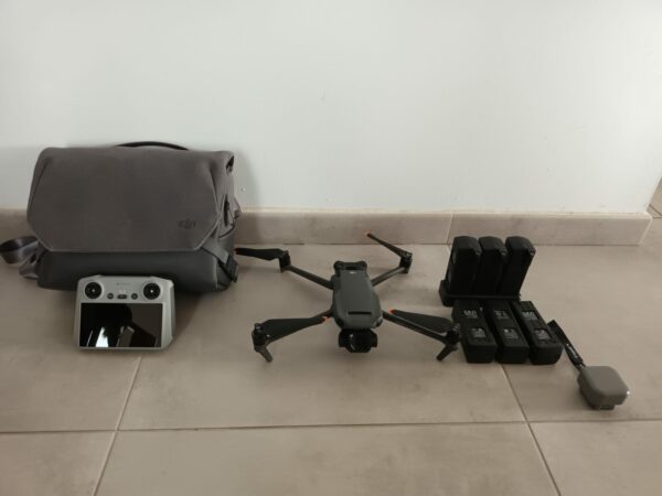 DJI MAVIC 3 CLASSIC FLY MORE  (6295)