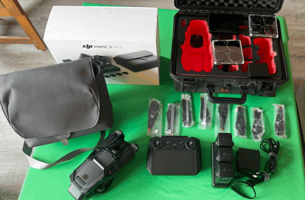 DJI Mavic 3 Pro RC Pro + 4bat + extras  (6619)